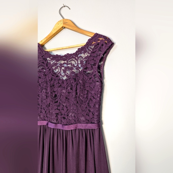 David's Bridal Bridesmaid Dress (Plum) - Picture 1 of 7